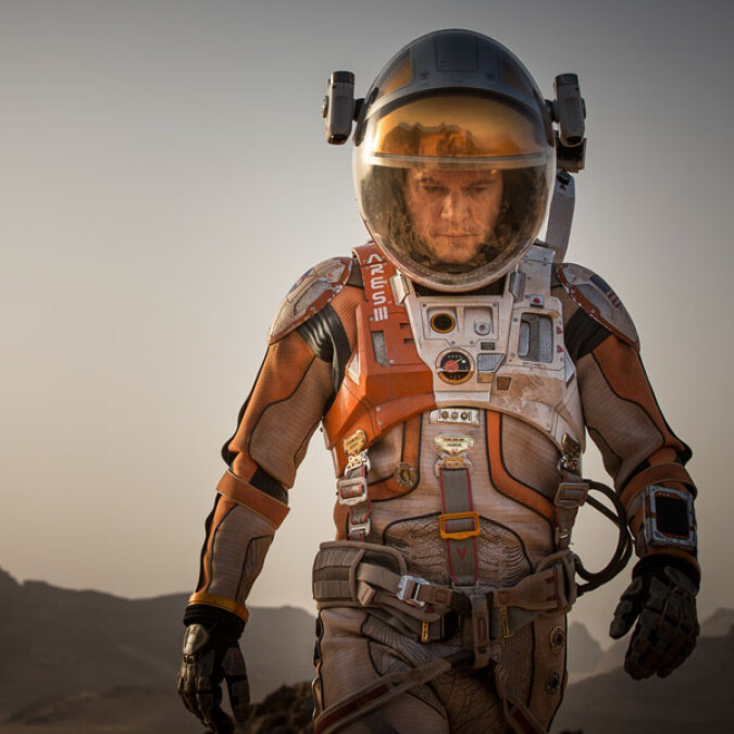 麥特戴蒙《絕地救援》配戴漢米爾頓1000米潛水錶上火星出任務