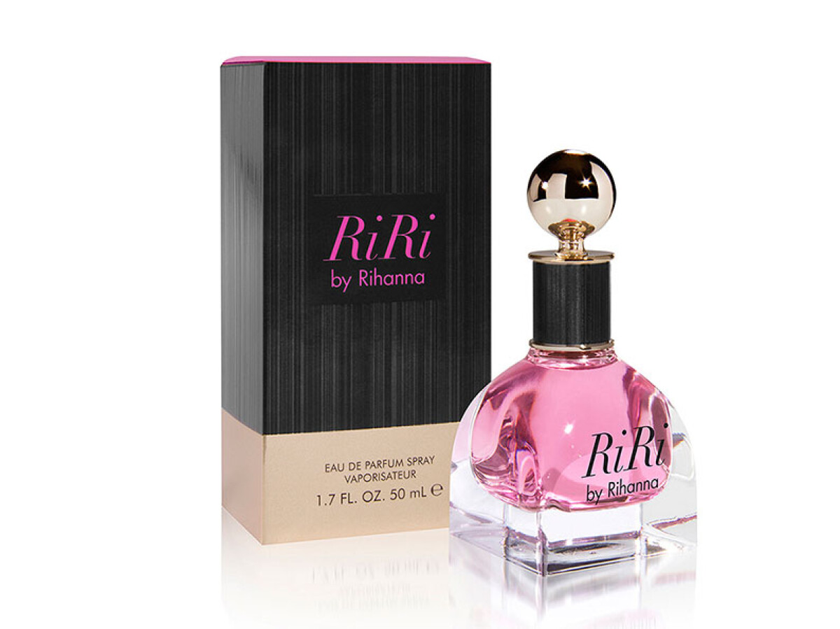 小天后蕾哈娜推出 RiRi 女性淡香精 量身訂製的花香誘惑