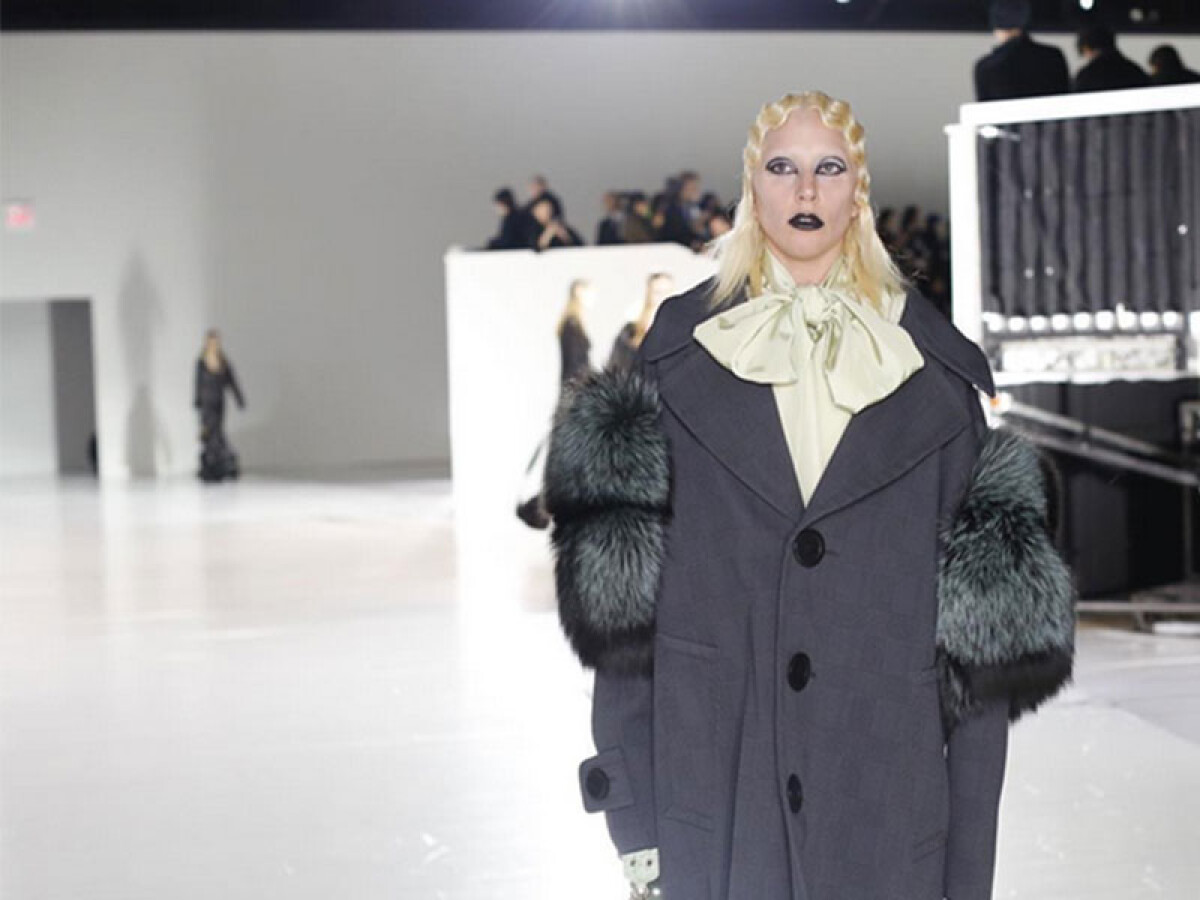【紐約時裝周】Marc Jacobs秋冬打造黑天鵝軍隊！Lady Gaga走秀成最大亮點