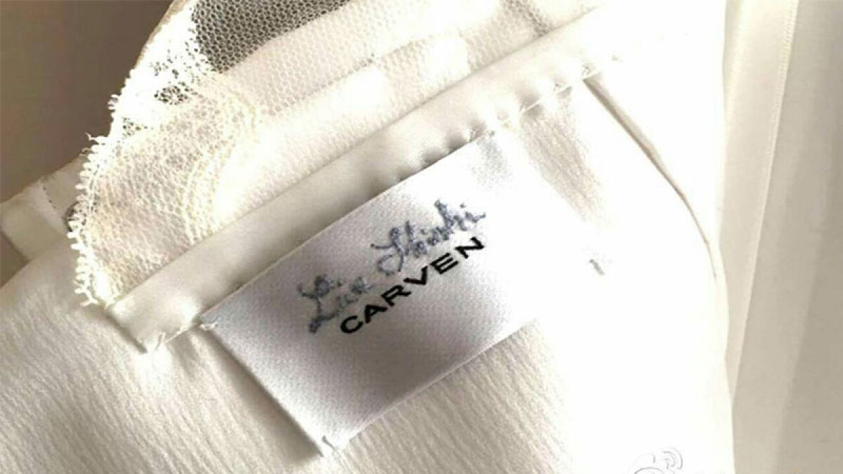Carven首次為亞洲名人訂製婚紗！劉詩詩將披上50年代風格的維多利亞襯衣出嫁