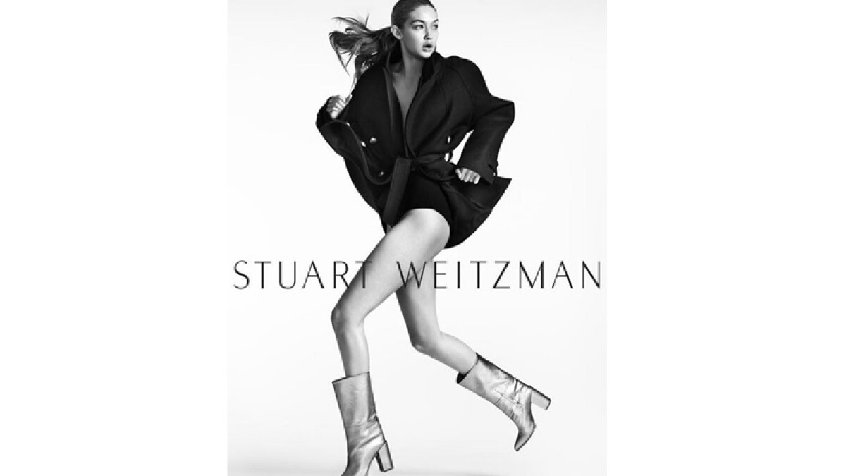 過膝長靴強勢回歸！Stuart Weitzman秋冬系列舞動金屬光芒