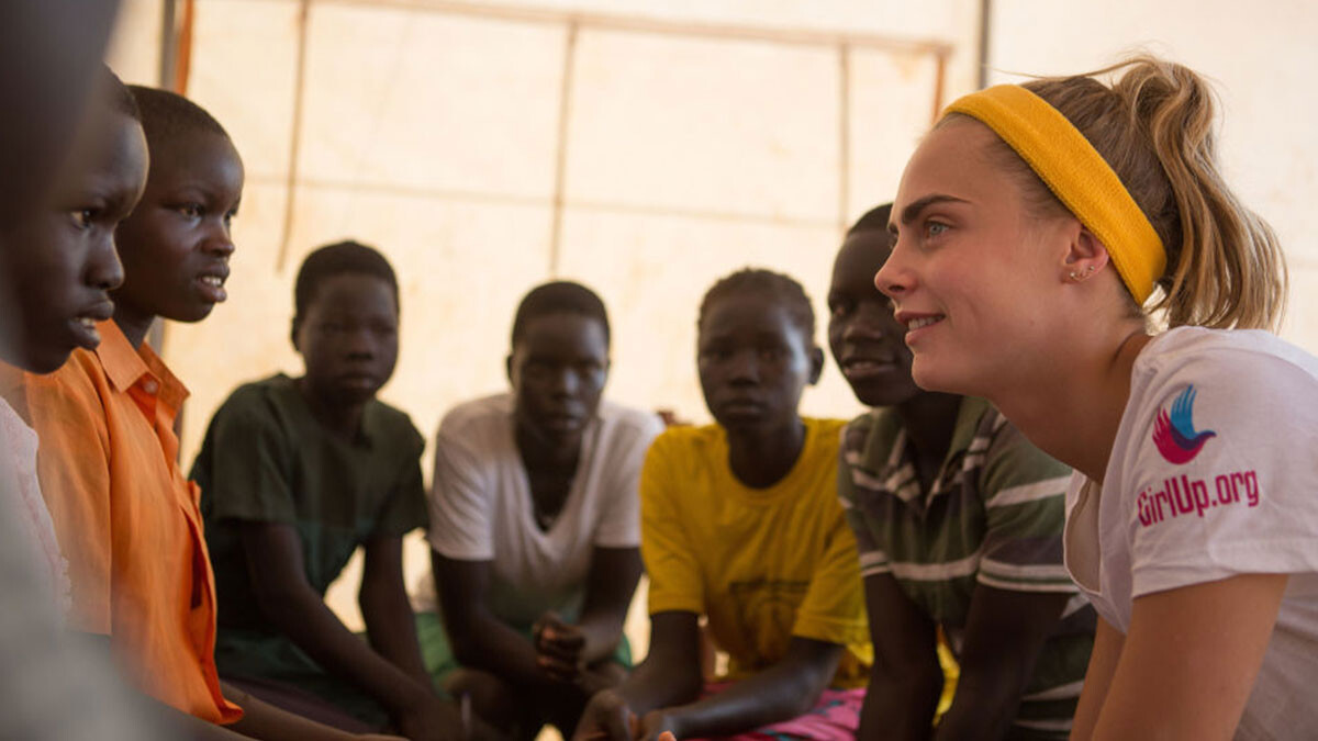 「這一周，改變了我的生命。」超模卡拉．迪樂芬妮寫下的烏干達慈善日記