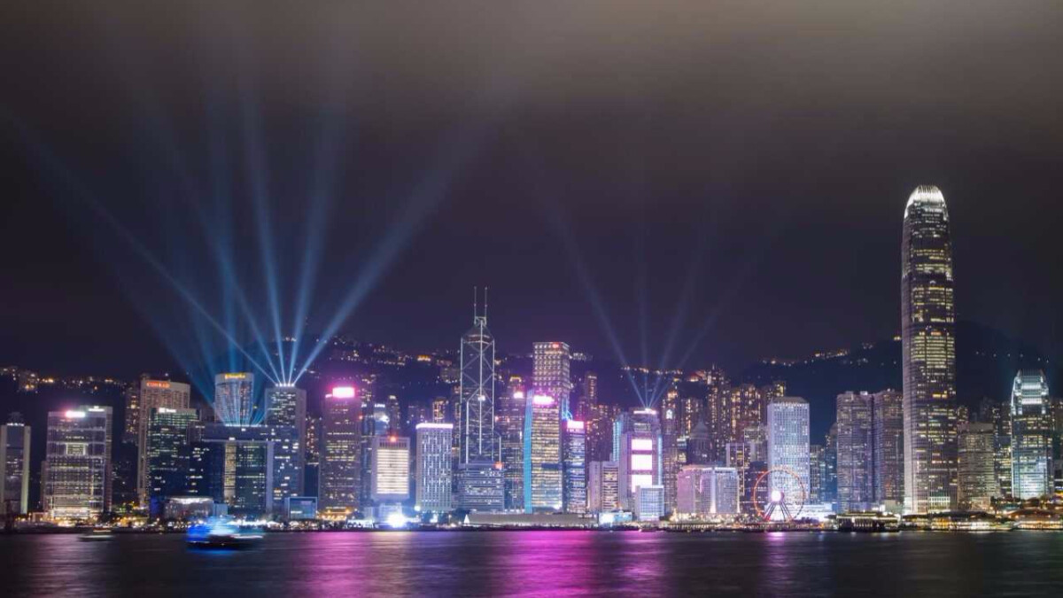 美翻！今年冬季必朝聖，香港尖沙咀絕美3D光雕投影秀12月登場