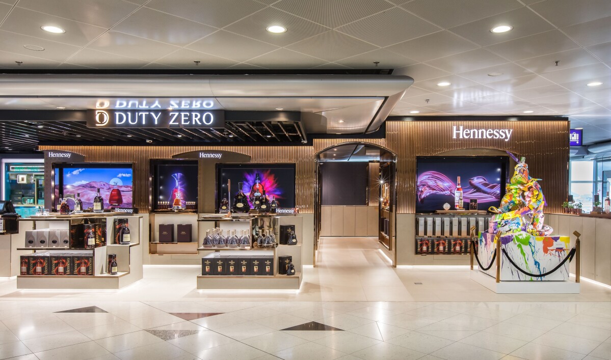 香港轉機不出關也可以體驗奇幻3D密室 House of Hennessy 軒尼詩之家把升級酒窖豪華版搬到機場了