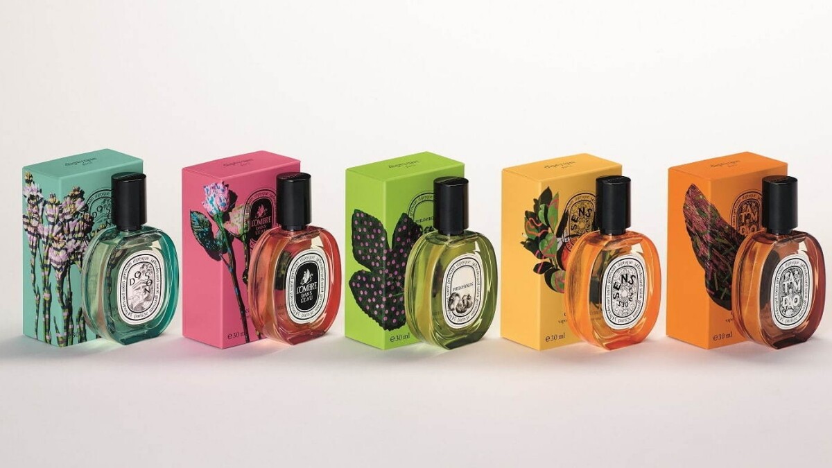 彩色瓶身的diptyque香水，一整排就是彩虹的顏色！Raw Materials In Colors用顏色表現香氛味道，台灣7/1上市