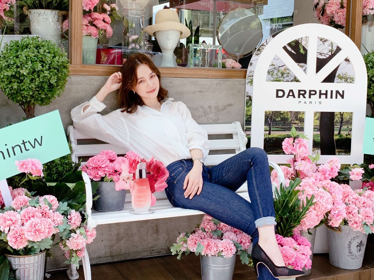 真的好想出國！DARPHIN帶妳一秒到巴黎 置身夢幻粉紅花海心情為之振興！