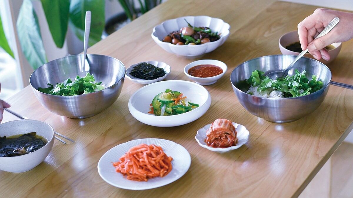 跟著「안녕！韓食飯桌你好」一起探索韓食文化，用美食作為幸福療癒的來源