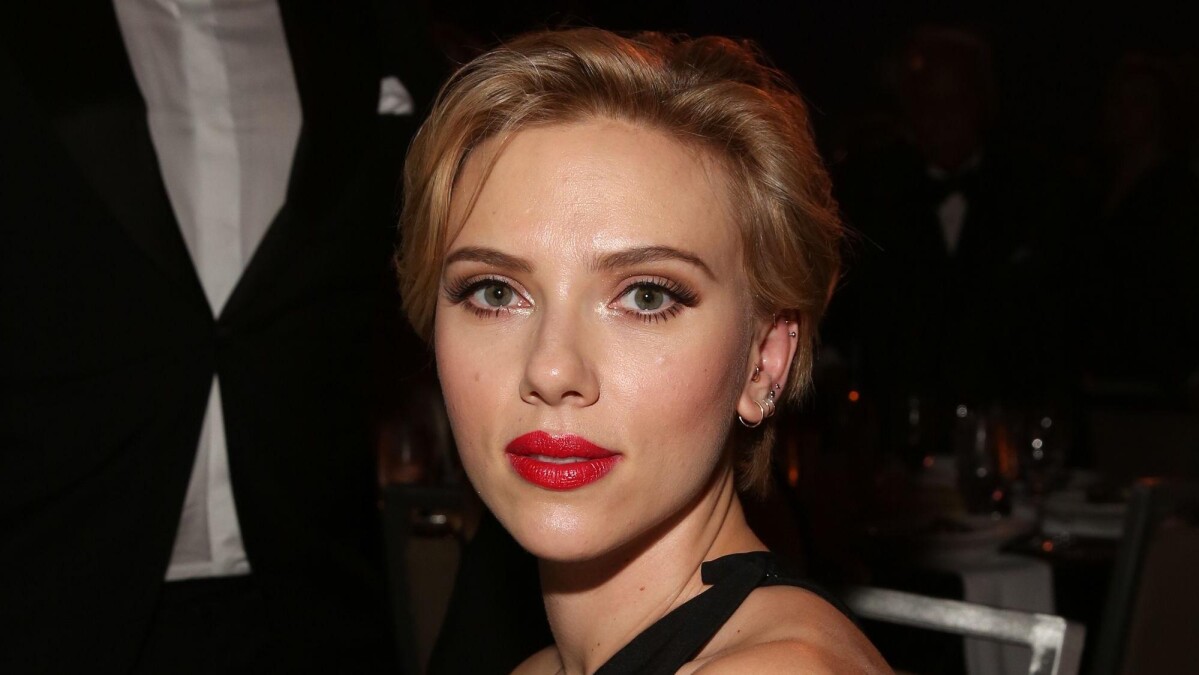 史嘉蕾喬韓森Scarlett Johansson性感電翻《復仇者聯盟》全球首映會