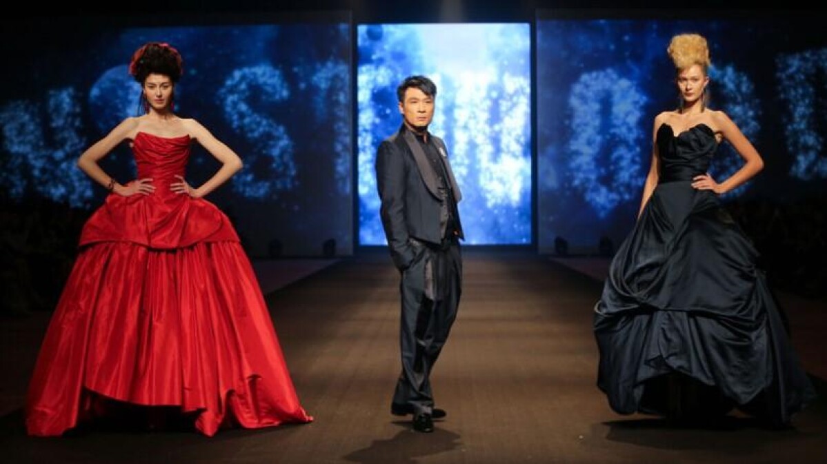 Vivienne Westwood 2014香港春夏時裝展港星吳鎮宇獻上模特兒首秀