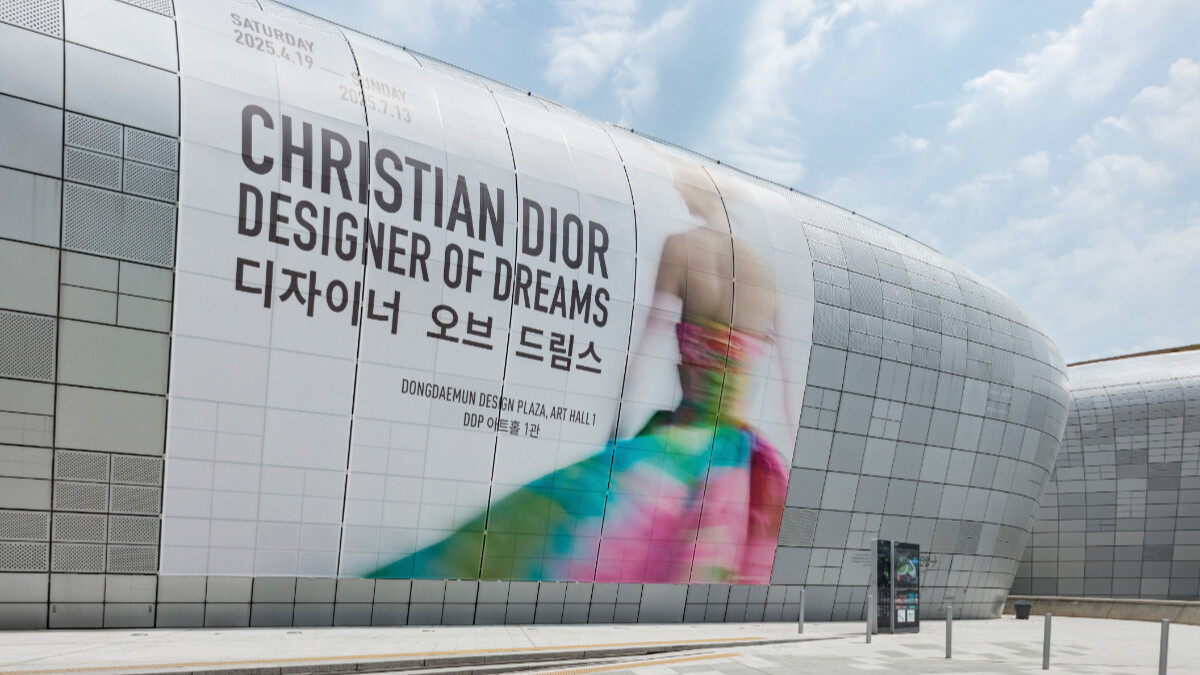 《Christian Dior:Designer of Dreams》全球特展首爾站 策展人Florence Müller:我們探索韓國與法國在「美」與「優雅」上的連結、並向兩國悠久的文化傳統致敬!