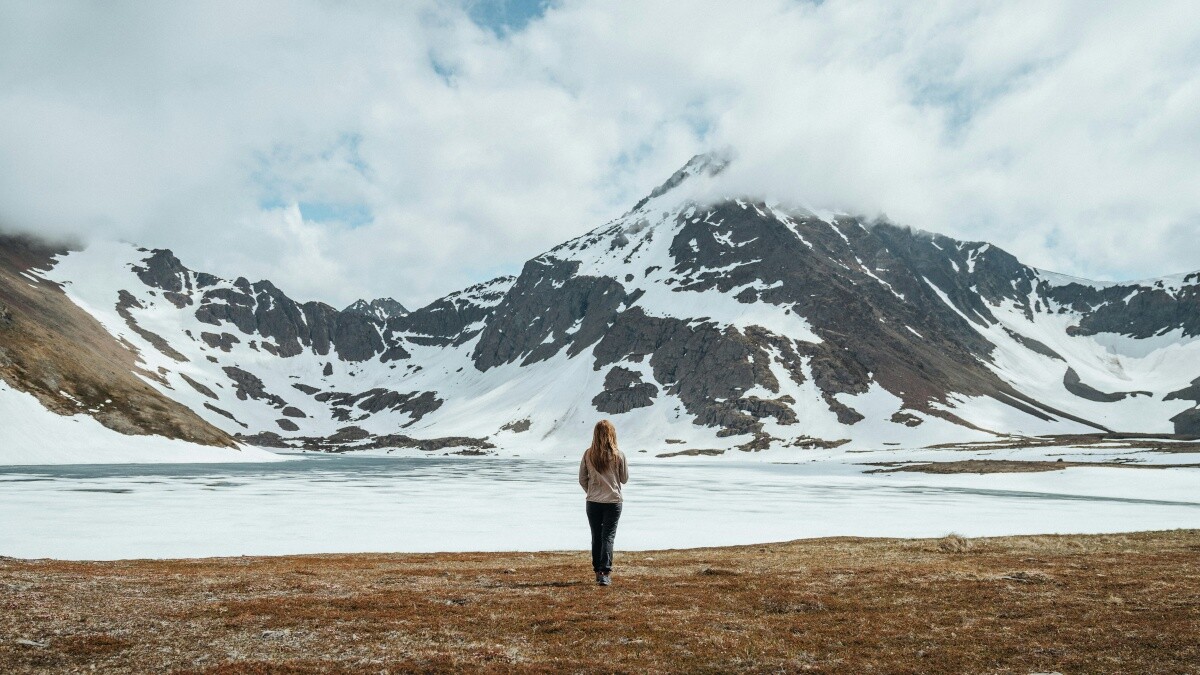 獨自旅行不踩雷!資深女性獨旅者的10大提醒:孤單、安全、性別議題一次說清楚