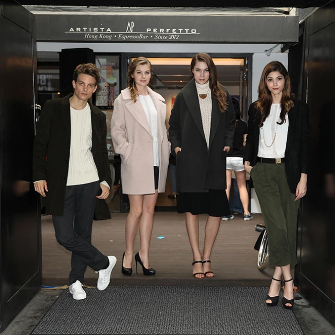 美好的午後時光就該這樣過 Club Monaco展現都會時尚感