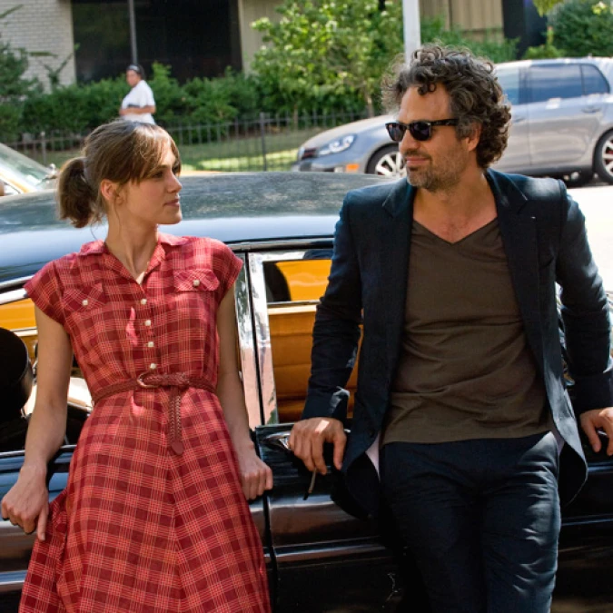 【活動】《曼哈頓戀習曲》馬克魯法洛「魯蛇」詮釋失業音樂人 苦練貝斯親自上陣