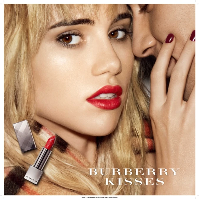 BURBERRY KISSES 新鮮上市 28色亮麗唇妝一次搞定