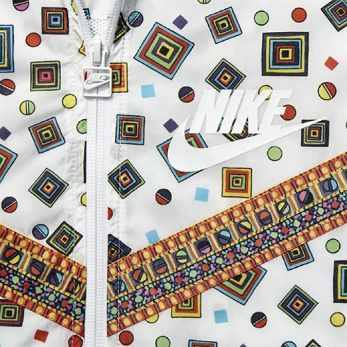 NIKE X LIBERTY 2015聯名系列釋出！以Merlin印花重溫1970年代