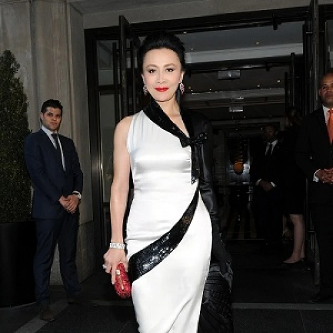 劉嘉玲以BVLGARI呈現女王之姿， 貴氣出席2015 Met Ball