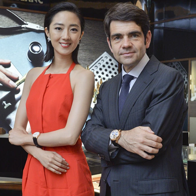 Montblanc萬寶龍全新概念精品店落成!桂綸鎂搶眼現身,率性又優雅
