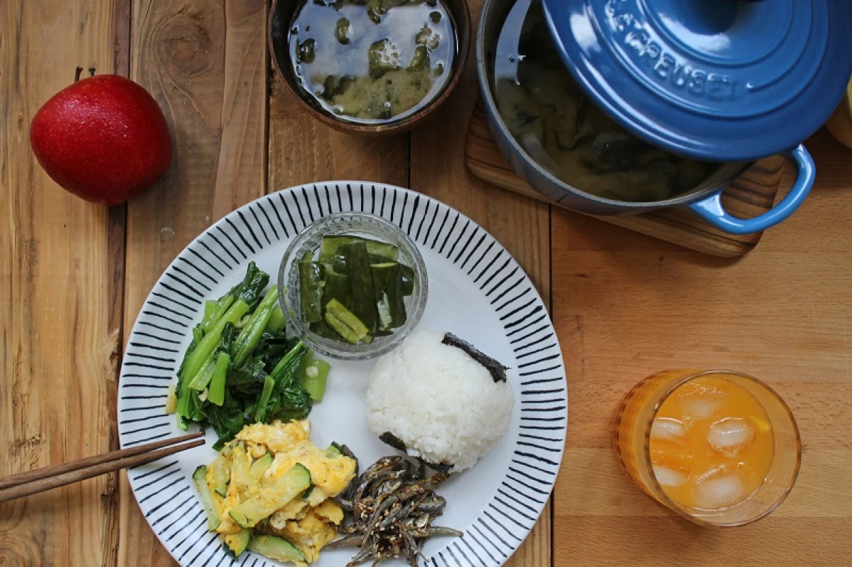 【食事,365日】心血來潮的朝食,鮭魚飯糰