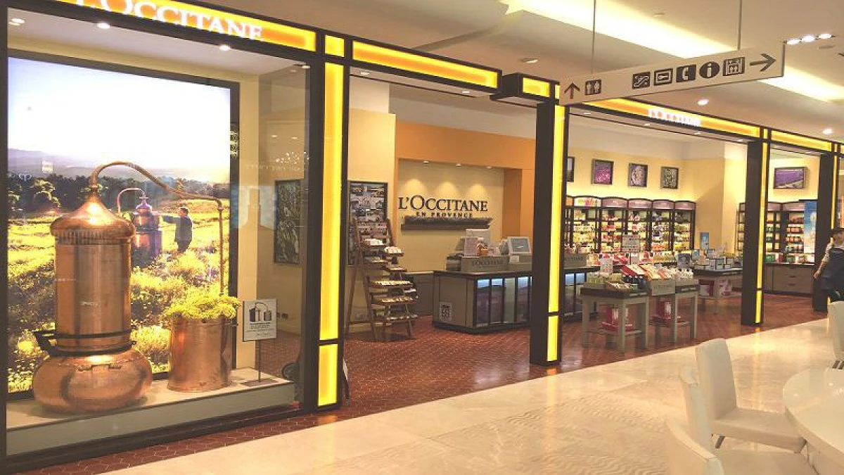 帶小孩逛街也很安心！孩子的大玩偶- L'occitane 護膚神手宋依容！