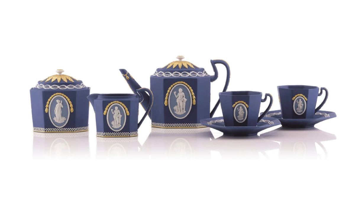 Wedgwood 珍藏傳承系列 完美演繹經典浮雕玉石