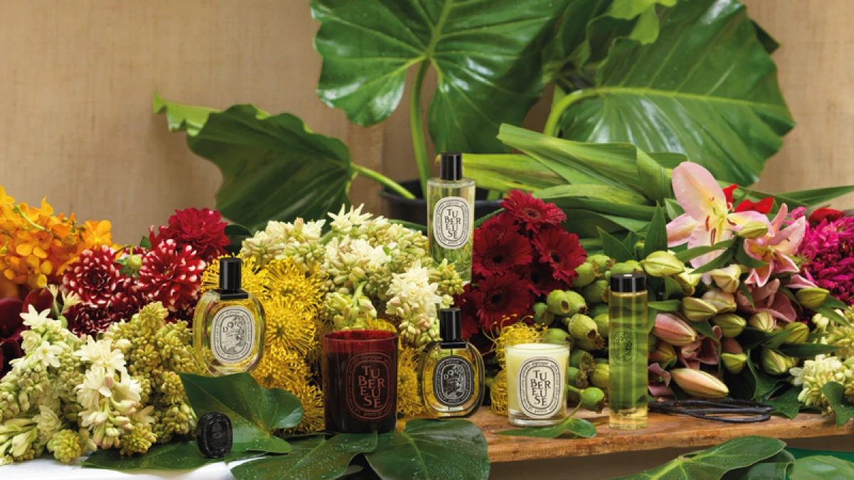 diptyque「杜桑主題」沐浴新品:彷彿未曾離枝的花朵 為鼻尖帶來盛夏一抹清新芬芳!