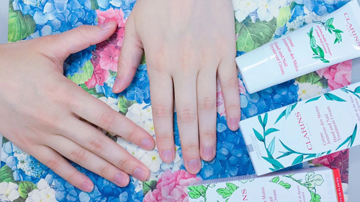 這5個原因 讓妳一定會愛上克蘭詩護手霜!