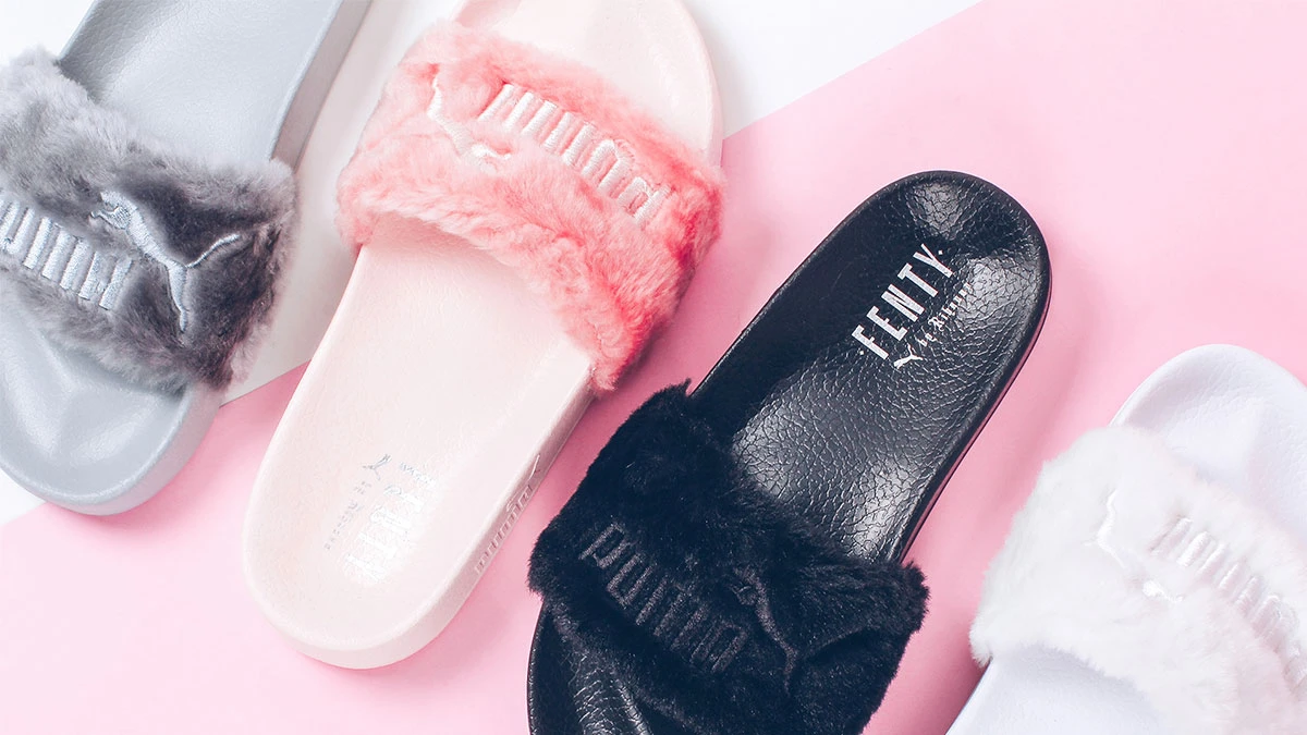 全新版本多了灰色!蕾哈娜操刀PUMA x FENTY絨毛拖鞋夢幻開賣