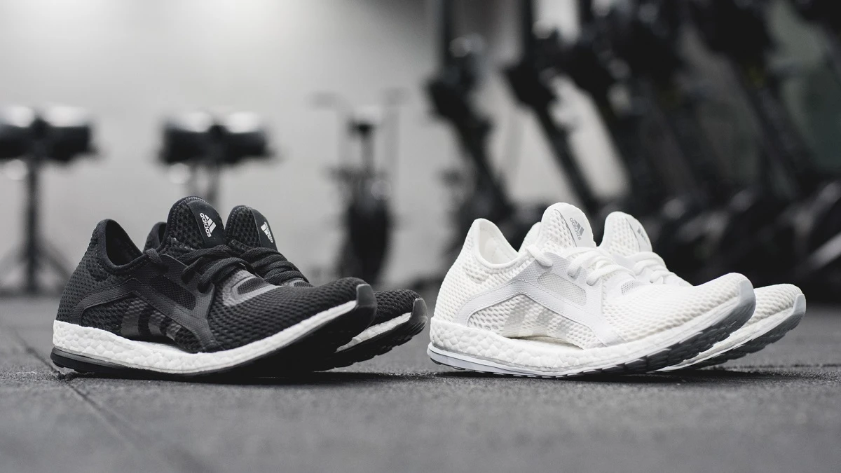 型格魅力專屬,adidas黑白PureBOOST X新色經典登場!