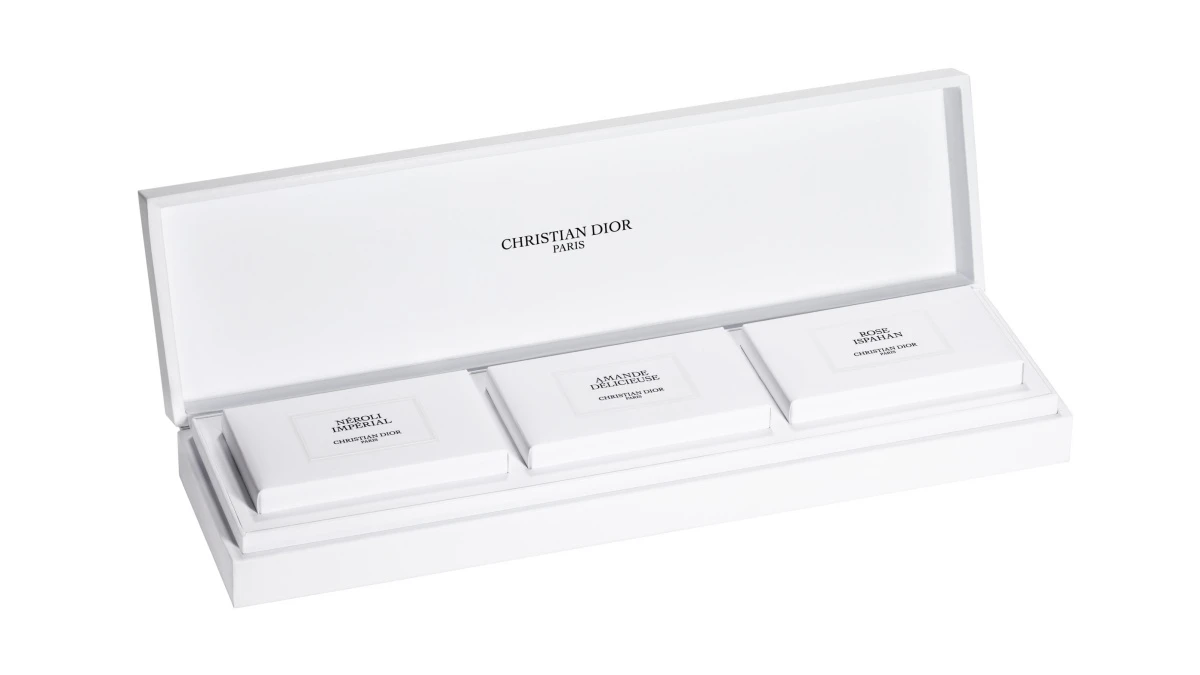 皇室橙花、馥郁杏仁、東方玫瑰…越是純白越是珍貴!DIOR推出首款香氛皂組