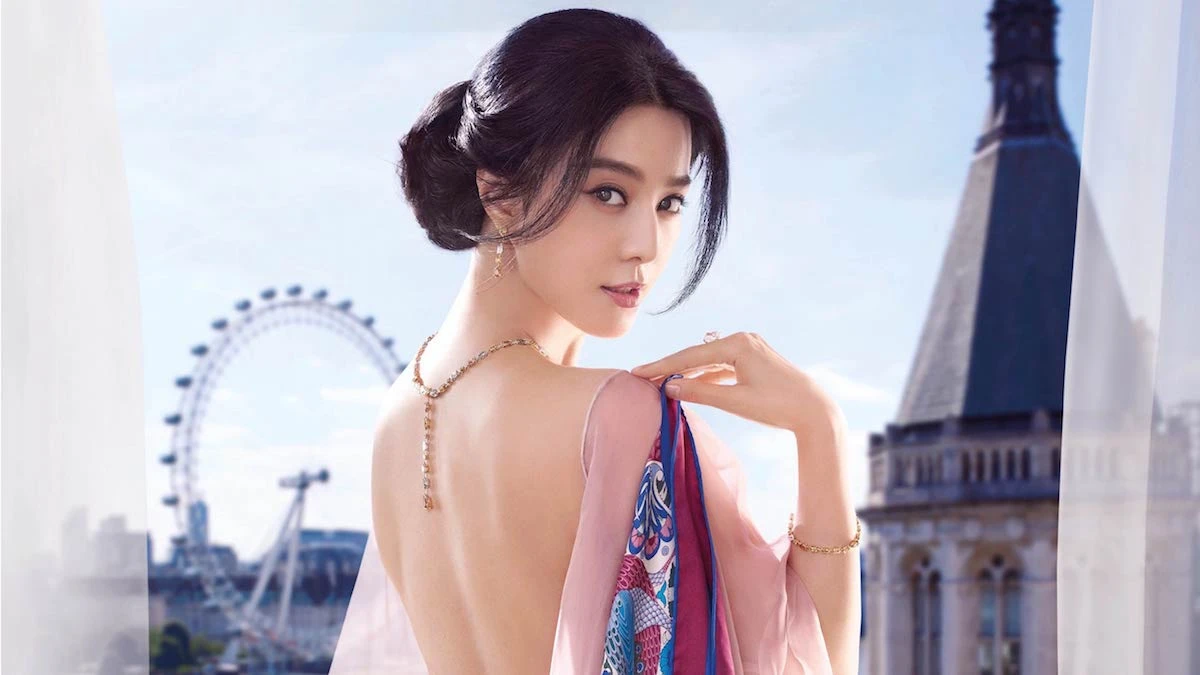范冰冰完美演繹De Beers「When Only Forever Will Do」全新廣告形象,盡顯女性璀璨之美!