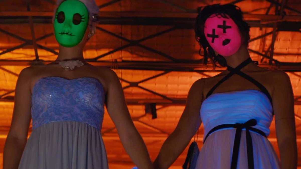 網紅們小心這對恐怖閨蜜！虐殺新片《姐姐妹妹殺起來》嘲諷現今青少年追求虛擬網路人氣現象