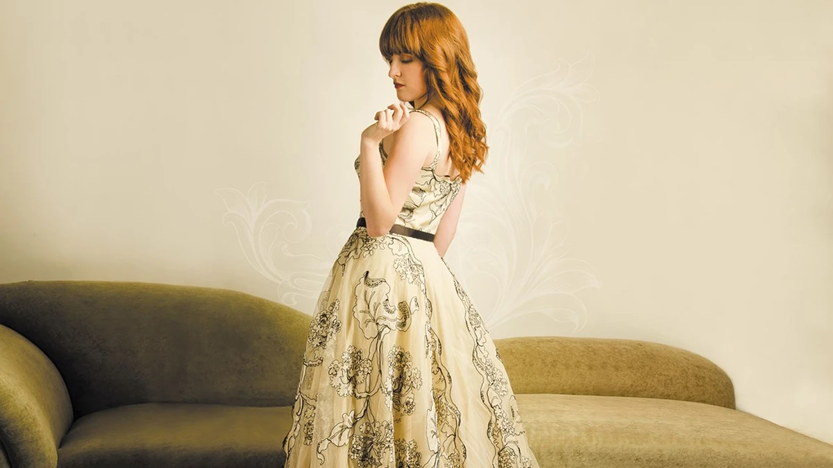 手牽手過聖誕！加拿大爵士女伶戴安娜・潘頓登台獻唱，為聖誕增添浪漫祝福