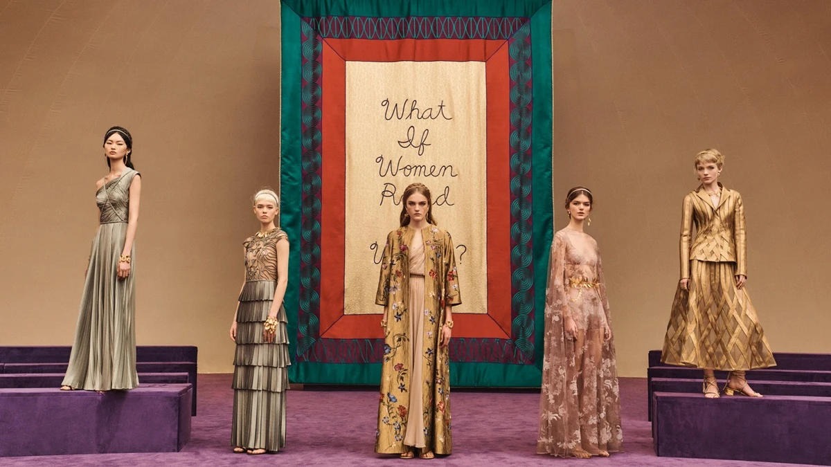 世界由女性主宰!Dior 2020春夏高訂把秀場變聖殿,並化身希臘女神雅典娜