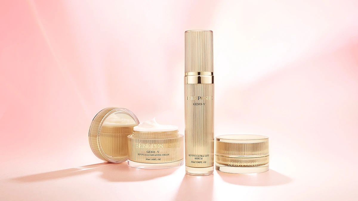 驚豔名媛時尚界的彩妝設計品牌BÉBÉ POSHÉ奢華寶貝,在邁入十週年之際,推出年度最新力作「GenoV全新保養系列產品」