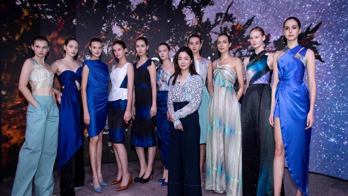 2020臺北時裝週｜C JEAN 2021SS 新作發表—「Starry Starry Night」，城市的光照亮夢想，而人們則需要找回內心遺失的光