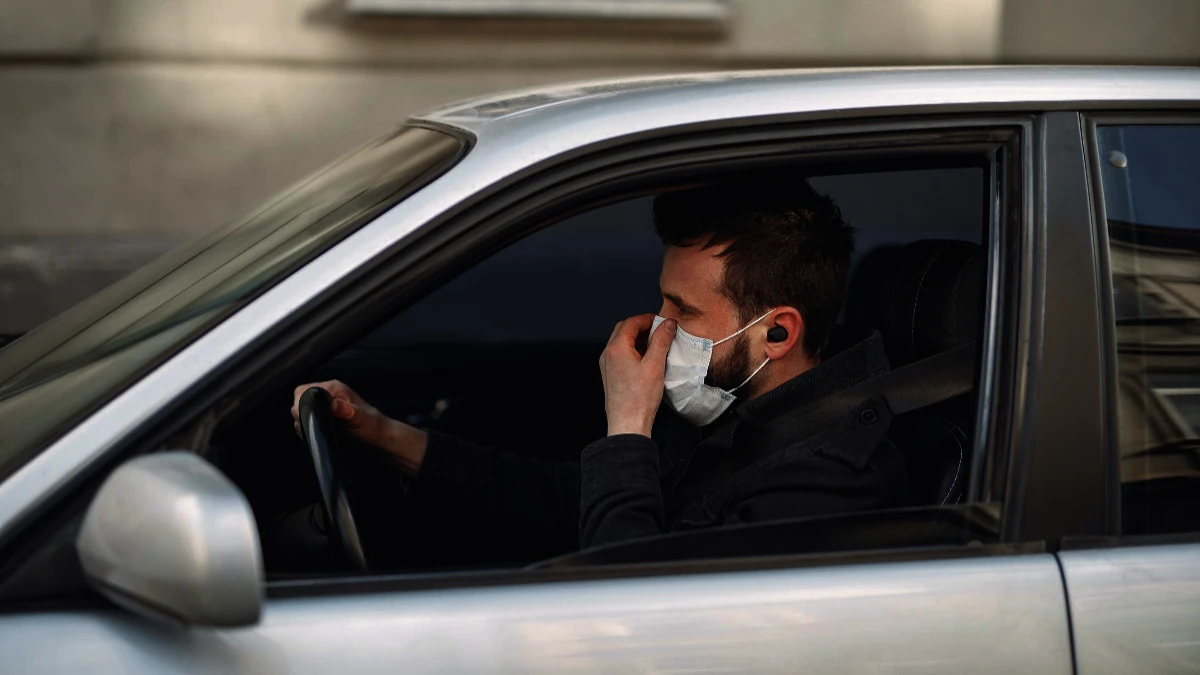開車要不要戴口罩?指揮中心:一人開車可不用,2人以上同車就必須戴口罩