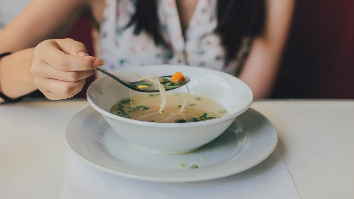 玉米海帶豆腐湯食譜,鮮美熱量低,獻給大吃大喝後的你!
