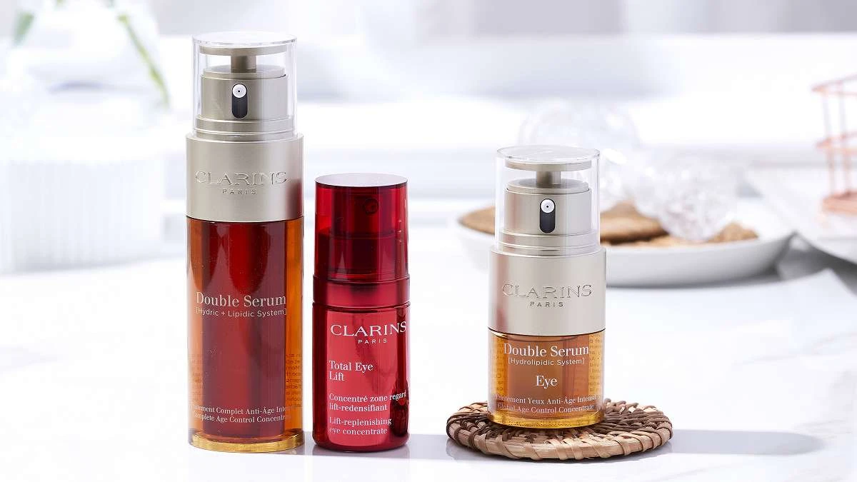 網美全都在用的「克蘭詩眼霜」週慶全面買大送小!No.1精華液「黃金雙激萃」超佛價,完全不需請出五倍券荷包也能負擔!