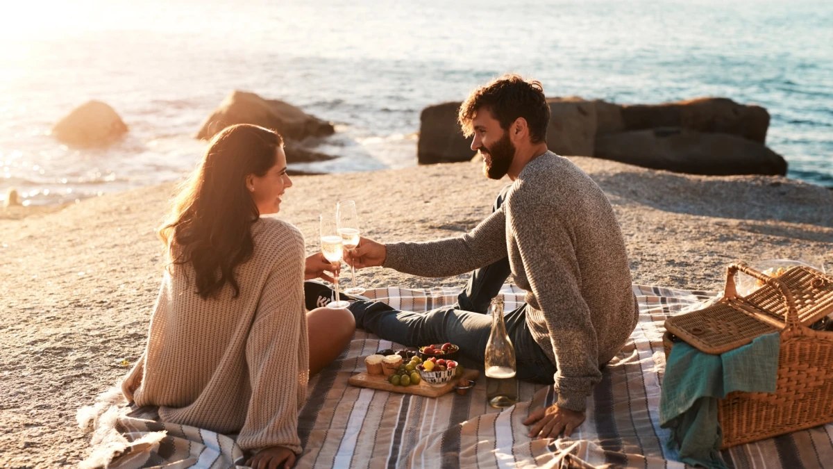 MBTI|2025七夕追愛攻略,I人的告白、曖昧全揭密,10大QA探索他們的浪漫密語