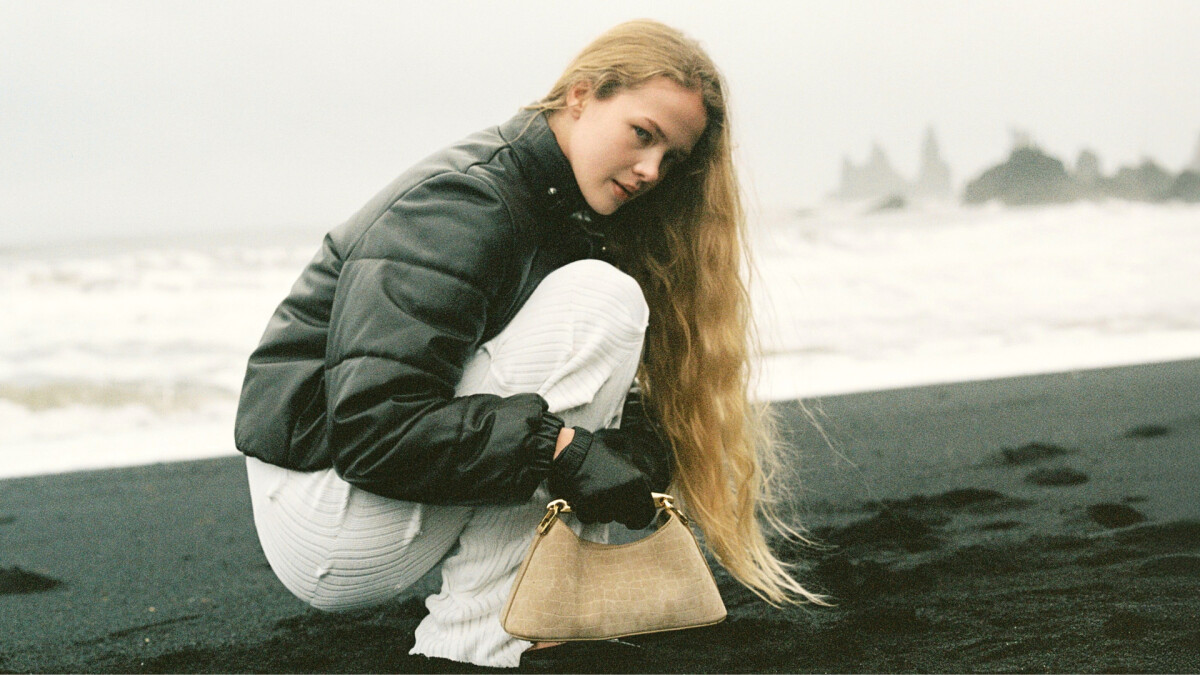 Bella Hadid、Kendall Jenner都在背！認識法國小眾品牌Elleme