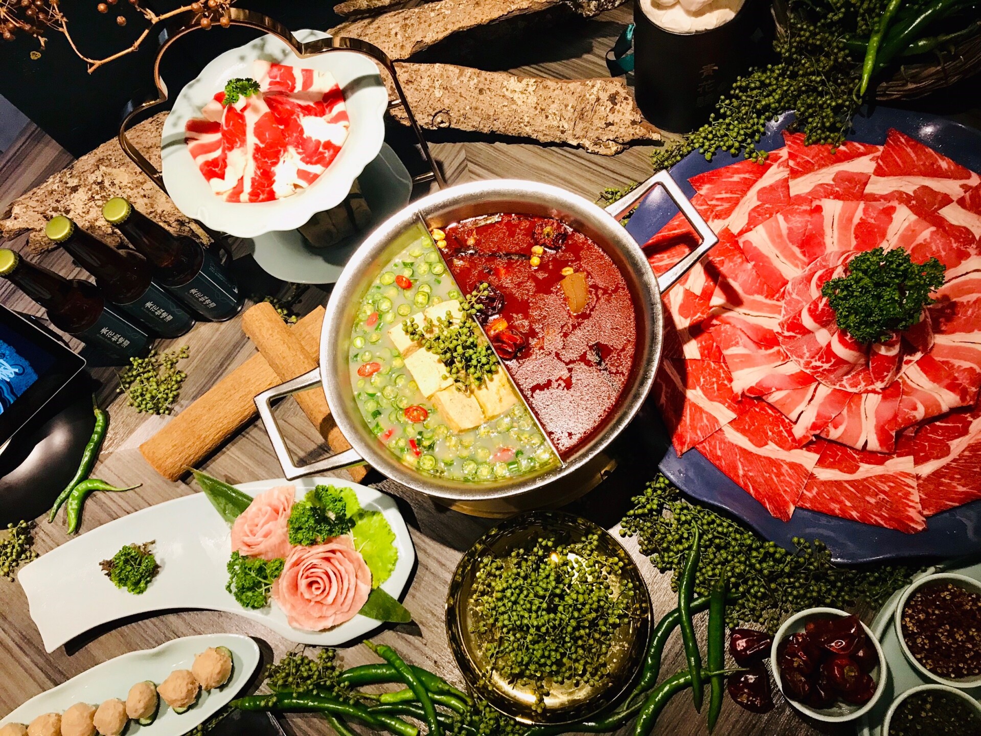 火鍋控們暴動起來 青花驕推出全台唯一的 綠色麻辣鍋 麻而不辣夏天也能吃的清爽系火鍋 Marie Claire 美麗佳人