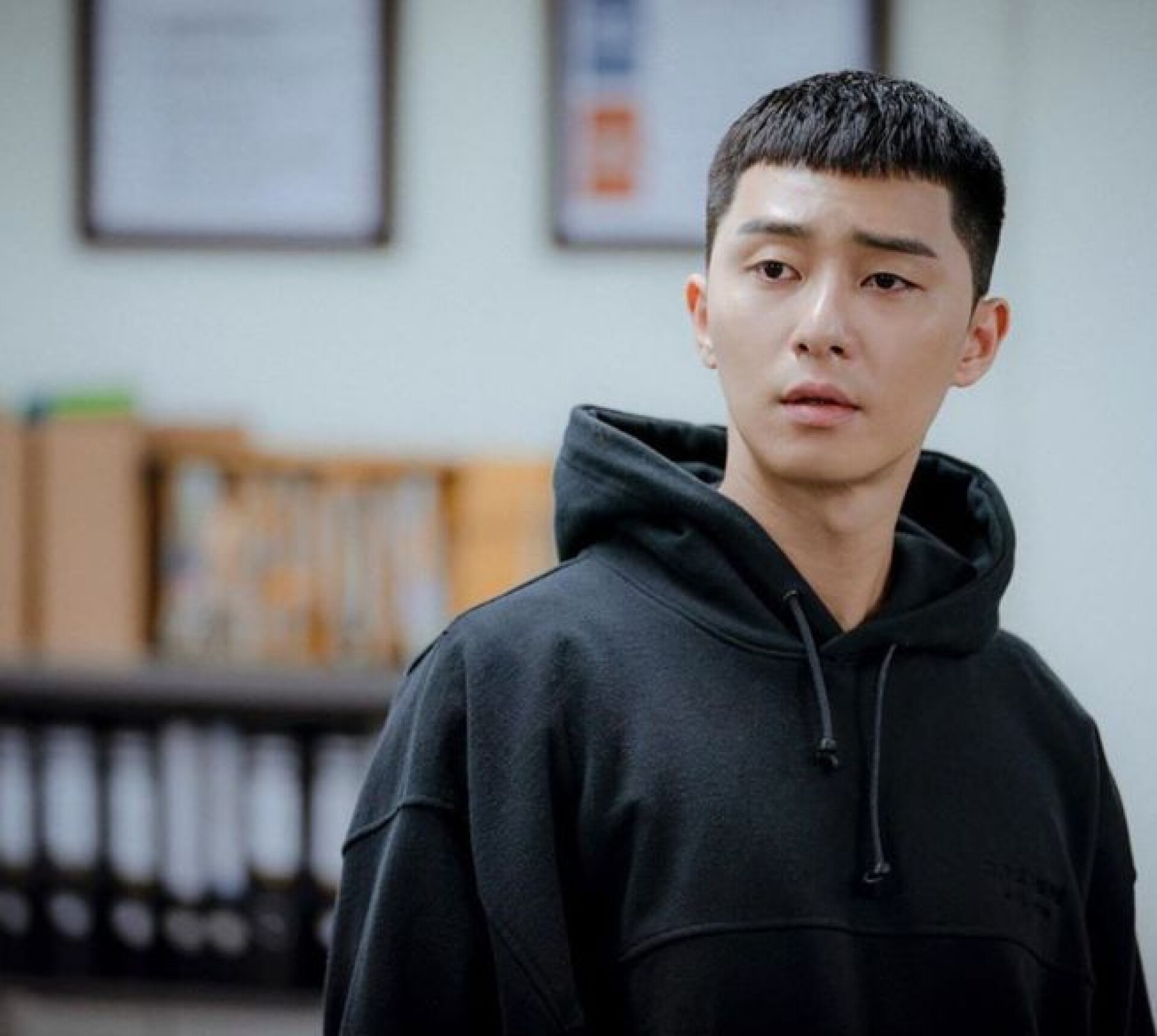 梨泰院class 朴敘俊 世路歐巴 的酒館 甜栗 開通ig萬人追蹤 該不會是金多美 趙以瑞 本人經營的吧 Marie Claire 美麗佳人