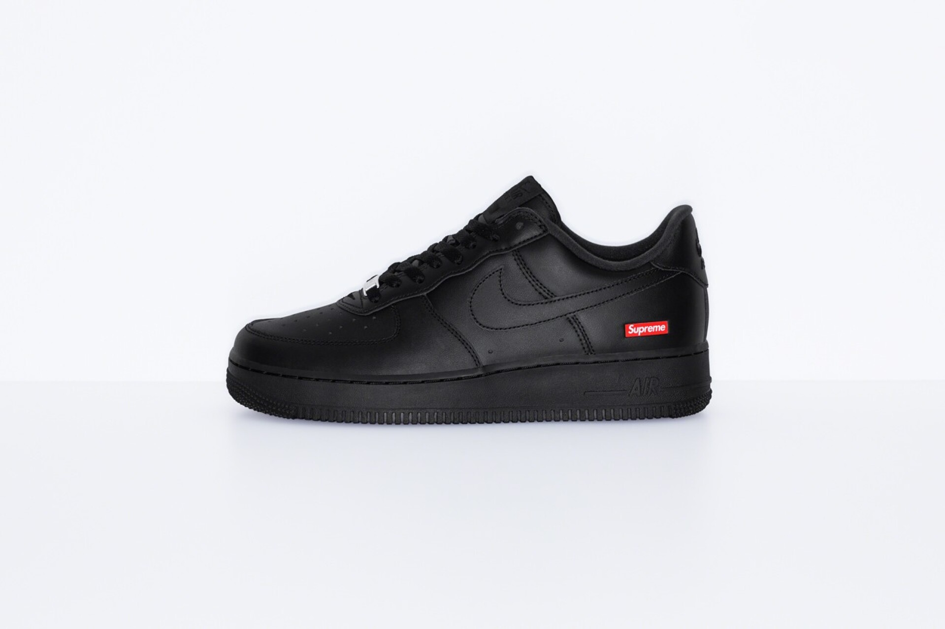 air force one nike supreme