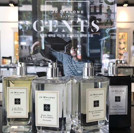 連男性也難以抗拒的jo Malone London 香氛全球排名前3名出爐烏木與佛手柑 青檸羅勒與柑橘 黑雪松與杜松 Marie Claire