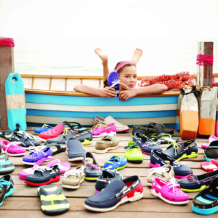Crocs海灘帆船鞋 繽紛多采讓你盡情翻轉夏日!
