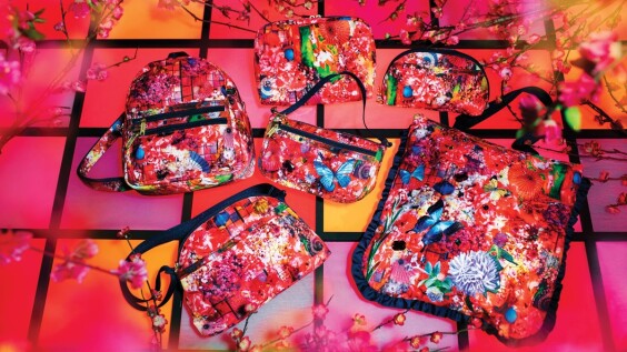 睽違五年再度攜手合作! LeSportsac X 蜷川實花聯名系列,後背包、托特包、斜背包...必缺貨品項是這些