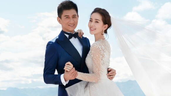 最浪漫婚禮主題曲!吳奇隆和劉詩詩合唱《手牽手》