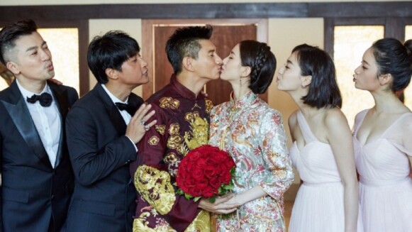 吳奇隆迎娶劉詩詩甜蜜相吻!小虎隊大合體,伴郎蘇有朋、陳志朋高顏值