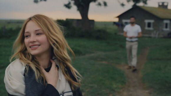 《列車上的女孩》Haley Bennett 光芒正閃耀!