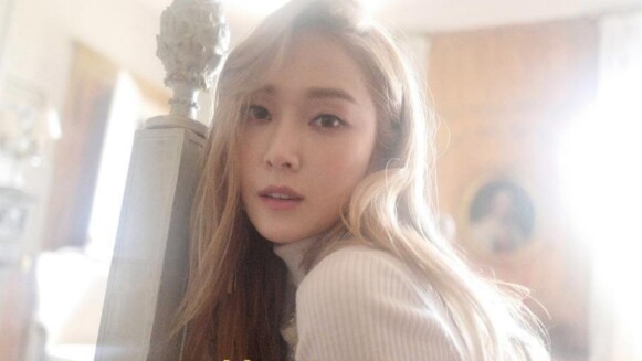 女神回歸!Jessica推新輯,預告照超唯美